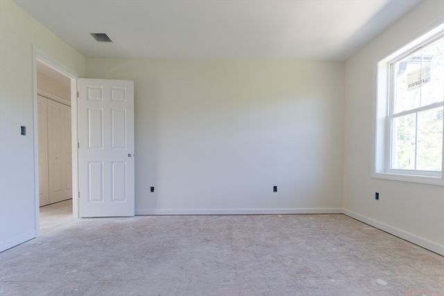 38 Hemlock Street, Douglas, MA 01516