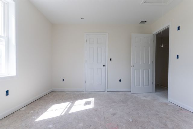 38 Hemlock Street, Douglas, MA 01516