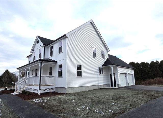 38 Hemlock Street, Douglas, MA 01516