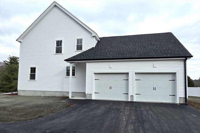 38 Hemlock Street, Douglas, MA 01516