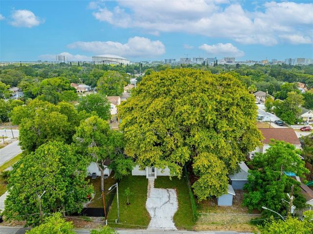 1126 MELROSE AVENUE S, St Petersburg, FL 33705