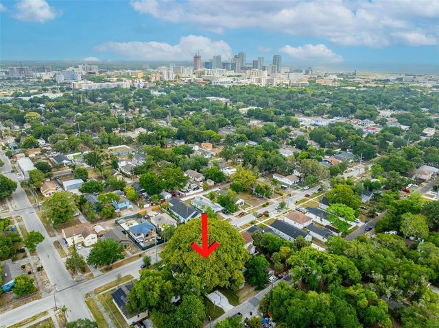 1126 MELROSE AVENUE S, St Petersburg, FL 33705