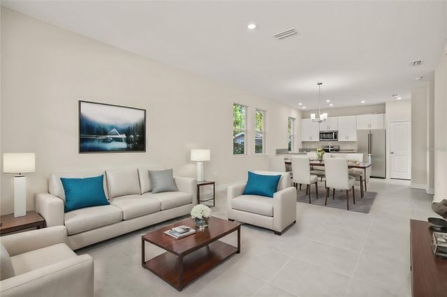 1126 MELROSE AVENUE S, St Petersburg, FL 33705