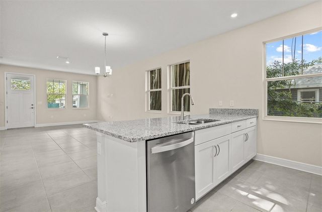 1126 MELROSE AVENUE S, St Petersburg, FL 33705