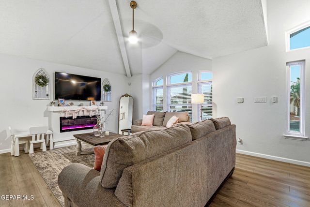 7453 Plaza Taurina Drive, El Paso, TX 79912