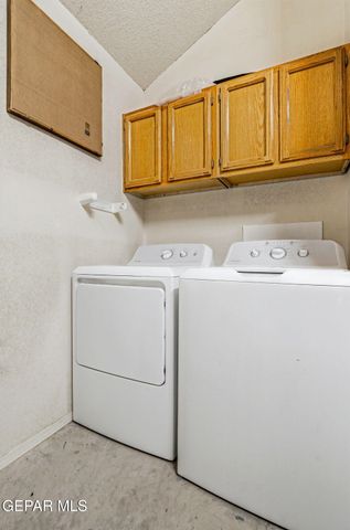 7453 Plaza Taurina Drive, El Paso, TX 79912