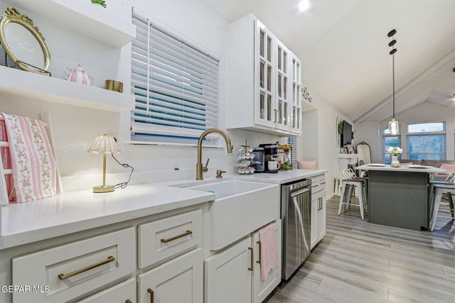 7453 Plaza Taurina Drive, El Paso, TX 79912