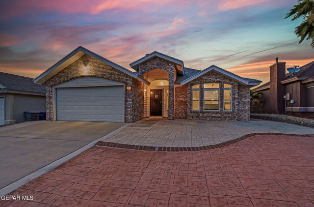 7453 Plaza Taurina Drive, El Paso, TX 79912