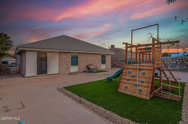7453 Plaza Taurina Drive, El Paso, TX 79912