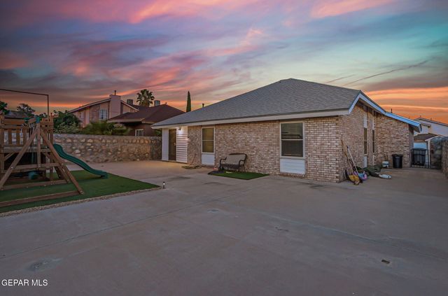 7453 Plaza Taurina Drive, El Paso, TX 79912