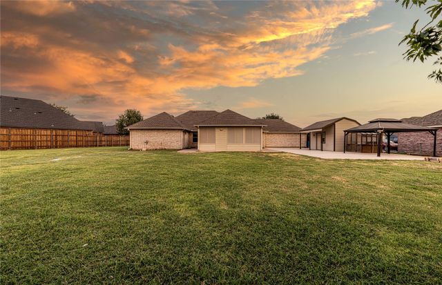 2201 Bradford Drive, Prosper, TX 75078