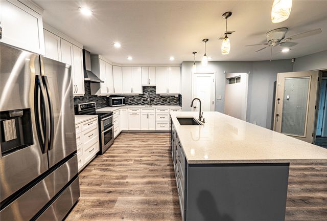2201 Bradford Drive, Prosper, TX 75078
