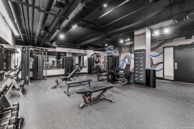 700 E Hildebrand Ave Apt 301, San Antonio, TX 78212