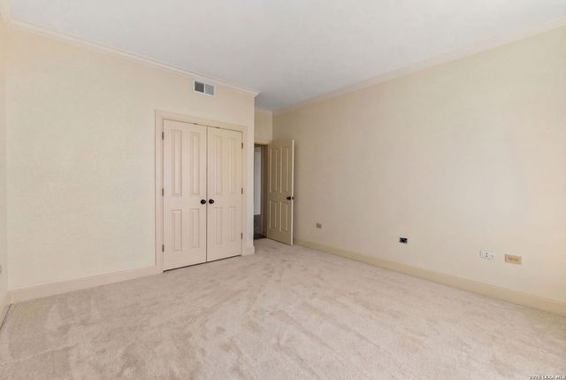 700 E Hildebrand Ave Apt 301, San Antonio, TX 78212