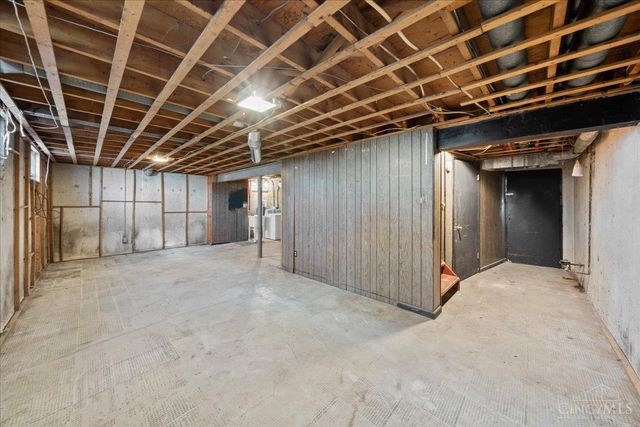 5474 Starcrest Drive, Delhi Twp, OH 45238