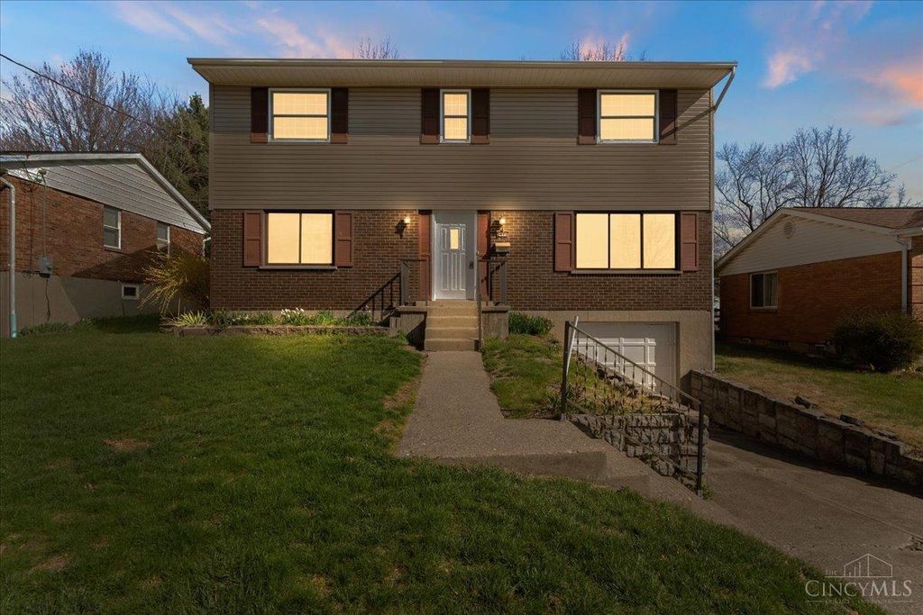 5474 Starcrest Drive, Delhi Twp, OH 45238