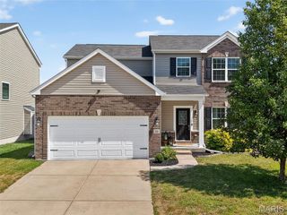 231 Flint Brook Drive, O'fallon, MO 63366