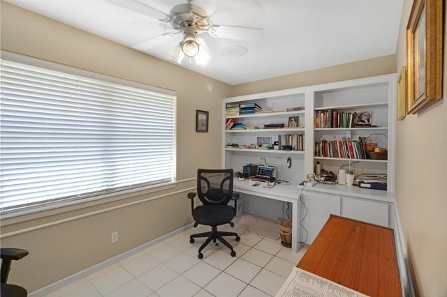 5805 Regents Row, Tyler, TX 75703