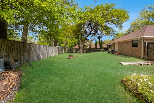 5805 Regents Row, Tyler, TX 75703