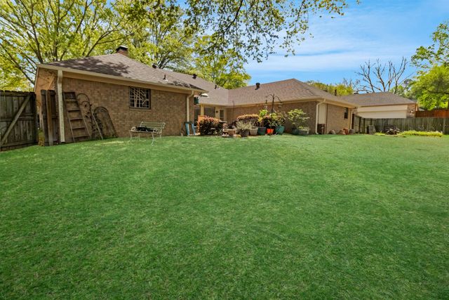 5805 Regents Row, Tyler, TX 75703