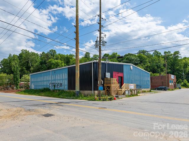3 Mulvaney Street, Asheville, NC 28803