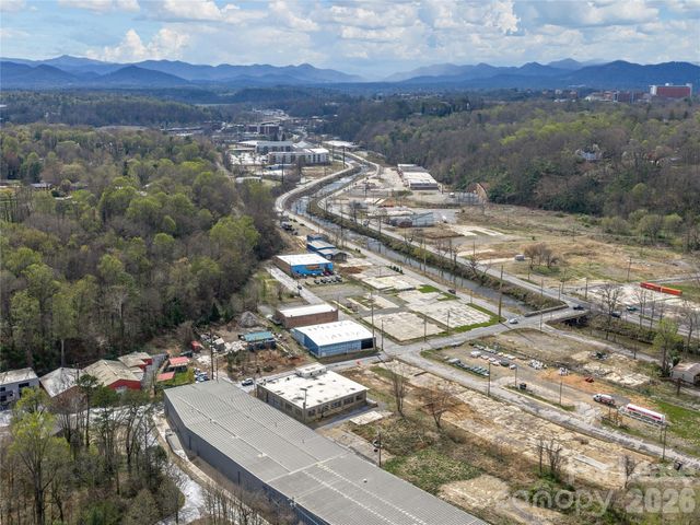3 Mulvaney Street, Asheville, NC 28803