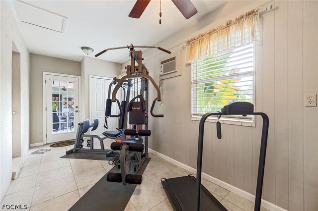 6419 Ben Hogan CIR, North Fort Myers, FL 33917