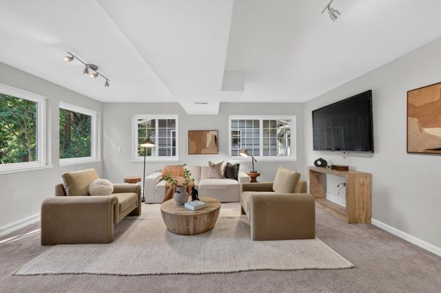 17275 Melody Lane, Los Gatos, CA 95033