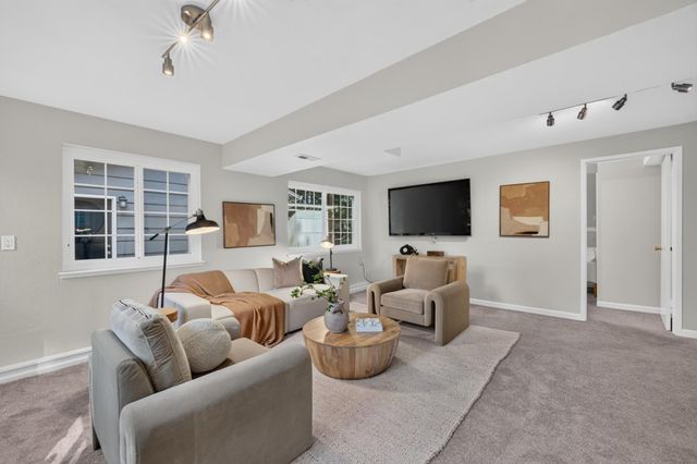 17275 Melody Lane, Los Gatos, CA 95033