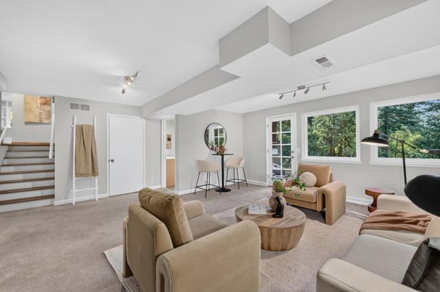 17275 Melody Lane, Los Gatos, CA 95033