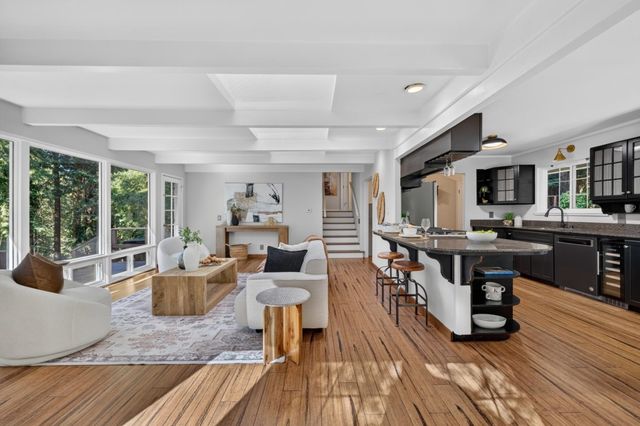 17275 Melody Lane, Los Gatos, CA 95033