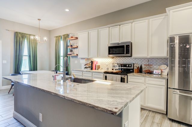 13819 Avenue V, Lubbock, TX 79423