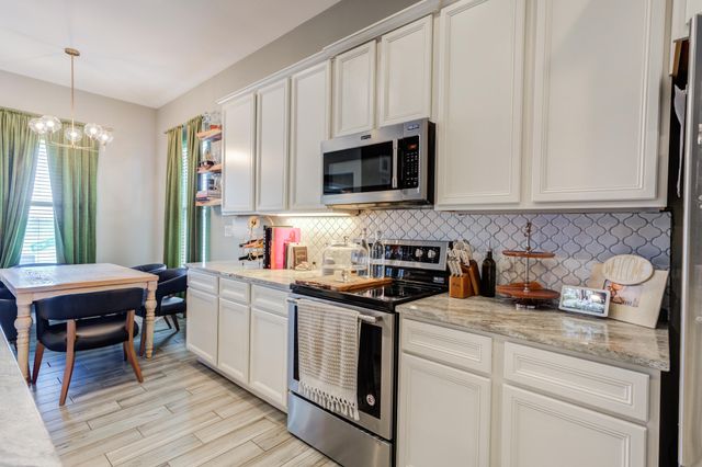 13819 Avenue V, Lubbock, TX 79423
