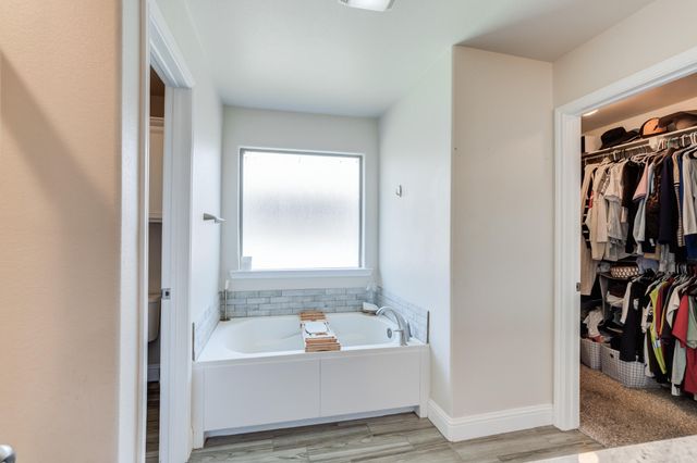 13819 Avenue V, Lubbock, TX 79423
