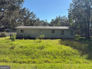 580 Pelican Circle, Woodbine, GA 31569