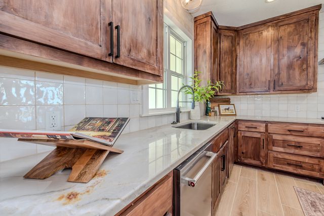 2847 Canyon Wren Loop, Possum Kingdom Lake, TX 76449