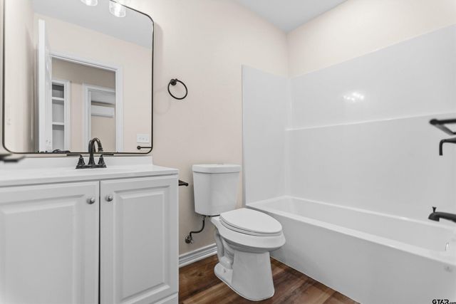 22463 Trailwood Rd, Flint, TX 75762