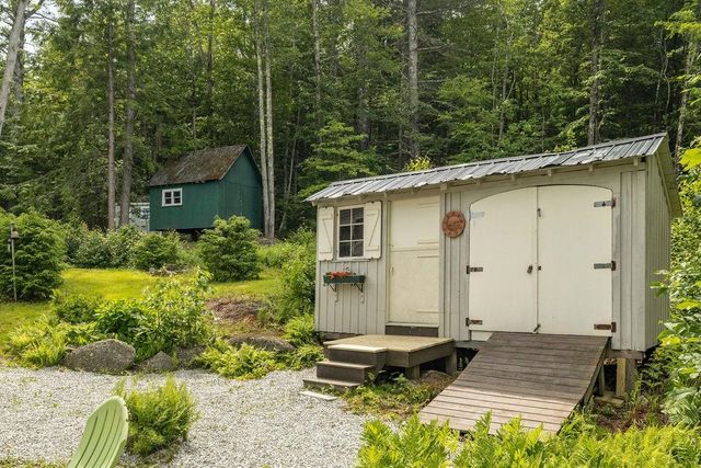 96 Mountainside Drive, Antrim, NH 03440