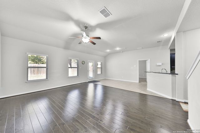 7611 William Bonney, San Antonio, TX 78254