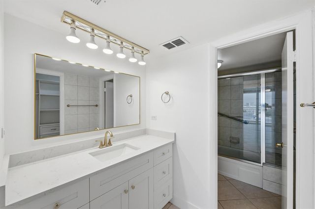 800 SE 20th Avenue 901, Deerfield Beach, FL 33441