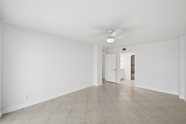 800 SE 20th Avenue 901, Deerfield Beach, FL 33441