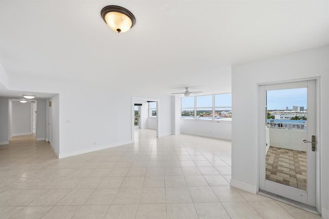 800 SE 20th Avenue 901, Deerfield Beach, FL 33441