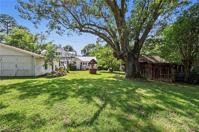 389 Paul Musgrave Road, Lexington, NC 27292