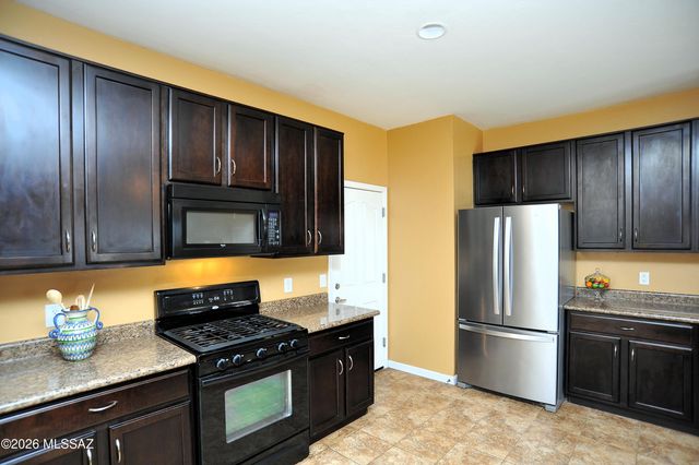 4780 E Desert Thorn Drive, Tucson, AZ 85756