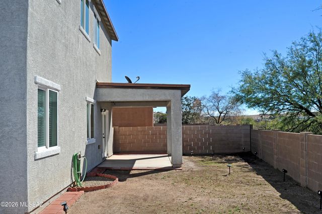 4780 E Desert Thorn Drive, Tucson, AZ 85756