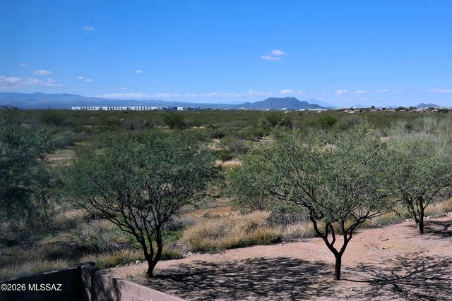 4780 E Desert Thorn Drive, Tucson, AZ 85756