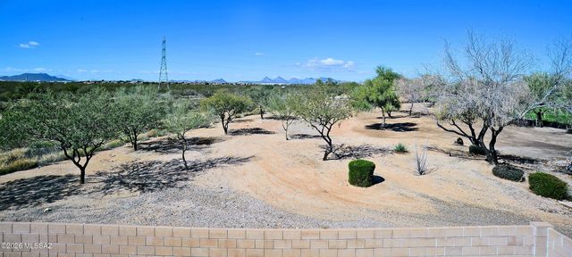 4780 E Desert Thorn Drive, Tucson, AZ 85756