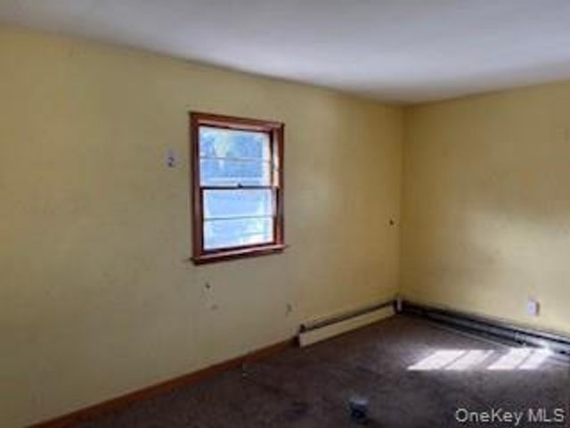 206 Edwards Avenue, Sayville, NY 11782