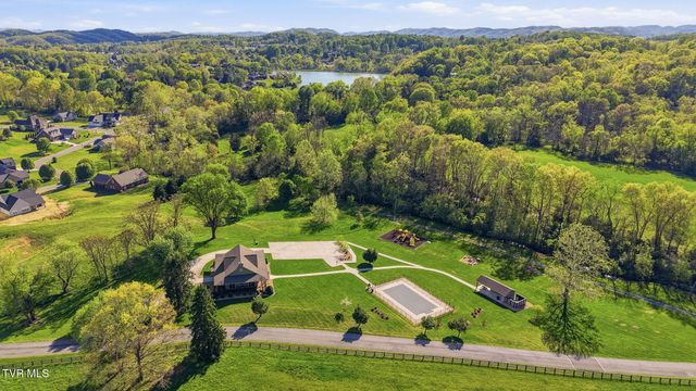 113 Creek Side Court, Bristol, TN 37620