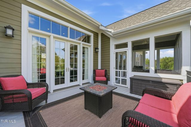 113 Creek Side Court, Bristol, TN 37620